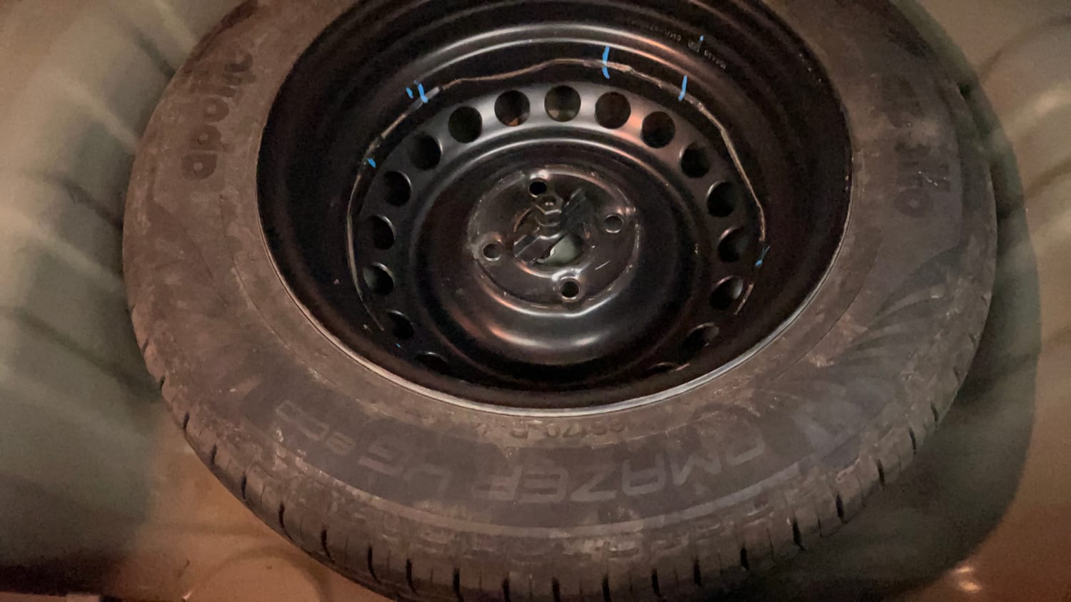 Used 2024 Hyundai Exter SX (O) Connect 1.2 AMT Petrol Automatic tyres SPARE TYRE VIEW