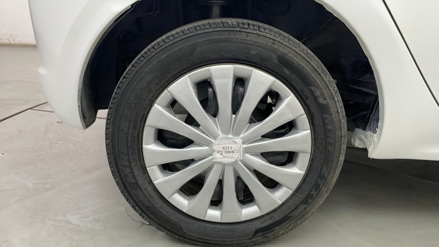 Used 2019 Tata Tiago Revotron XZ Petrol Manual tyres RIGHT REAR TYRE RIM VIEW
