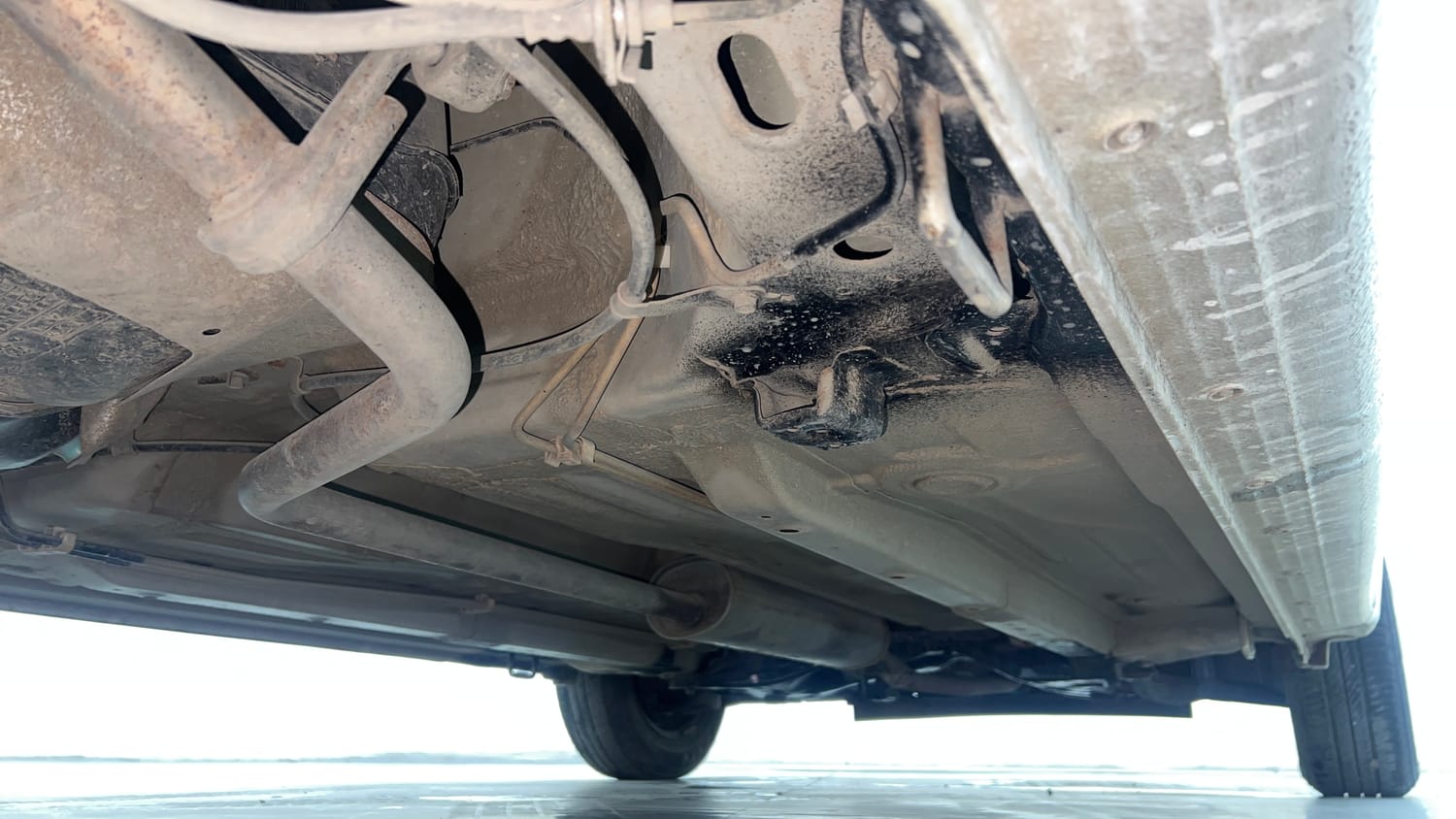 Used 2015 Maruti Suzuki Celerio VXi AMT Petrol Automatic extra REAR RIGHT UNDERBODY VIEW
