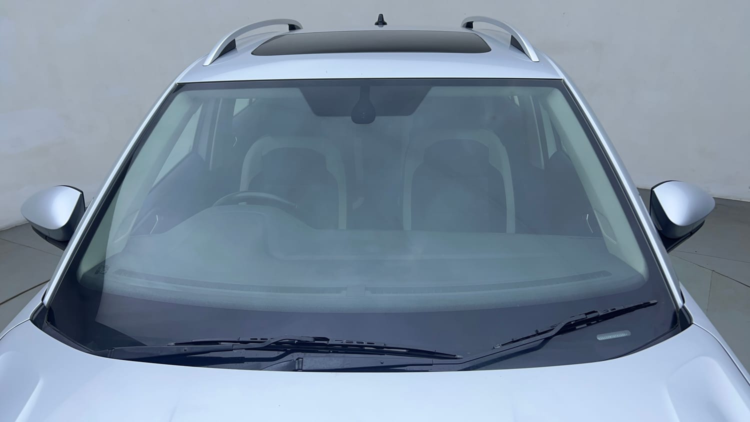 Used 2022 Volkswagen Taigun Topline 1.0 TSI MT Petrol Manual exterior FRONT WINDSHIELD VIEW