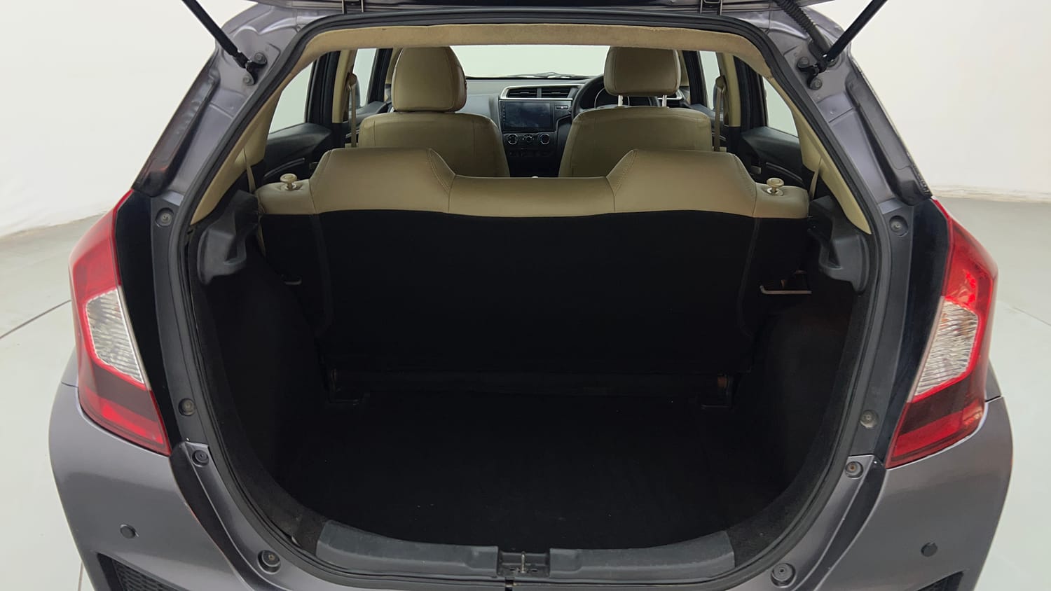 Used 2017 Honda Jazz S Petrol Petrol Manual interior DICKY INSIDE VIEW