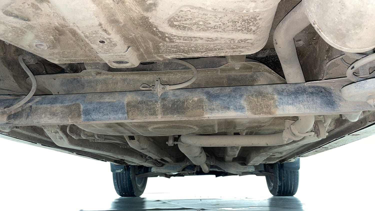 Used 2018 Tata Nexon XZ Plus Diesel Diesel Manual extra REAR UNDERBODY VIEW (TAKEN FROM REAR)