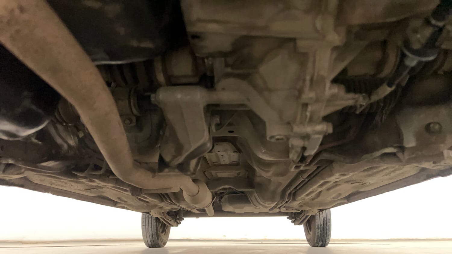 Used 2019 Maruti Suzuki Alto 800 VXi Petrol Manual extra FRONT LEFT UNDERBODY VIEW