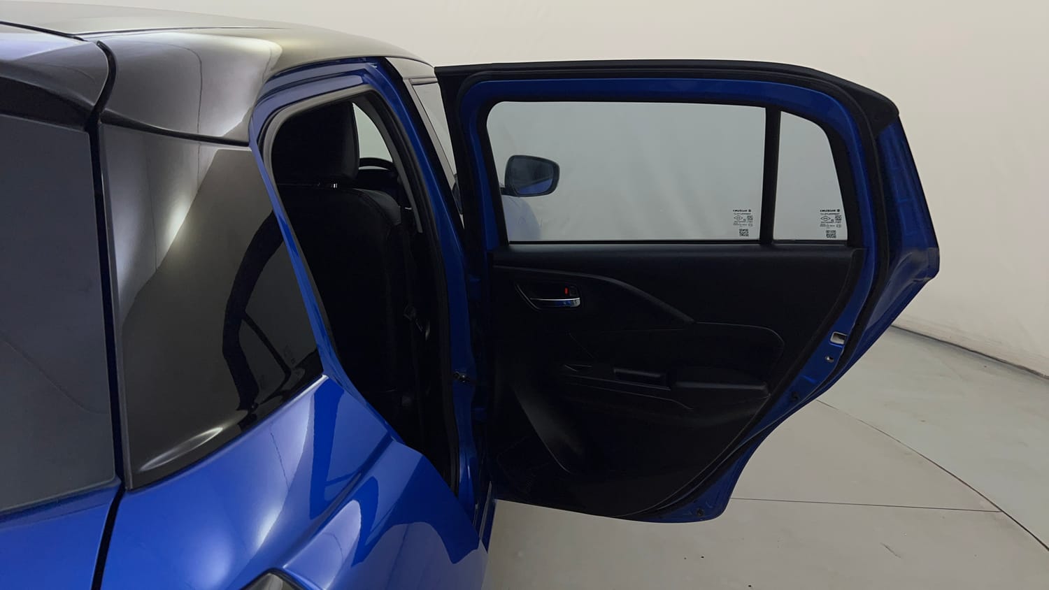 Used 2025 Maruti Suzuki Swift ZXi Plus Dual Tone AMT Petrol Automatic interior RIGHT REAR DOOR OPEN VIEW