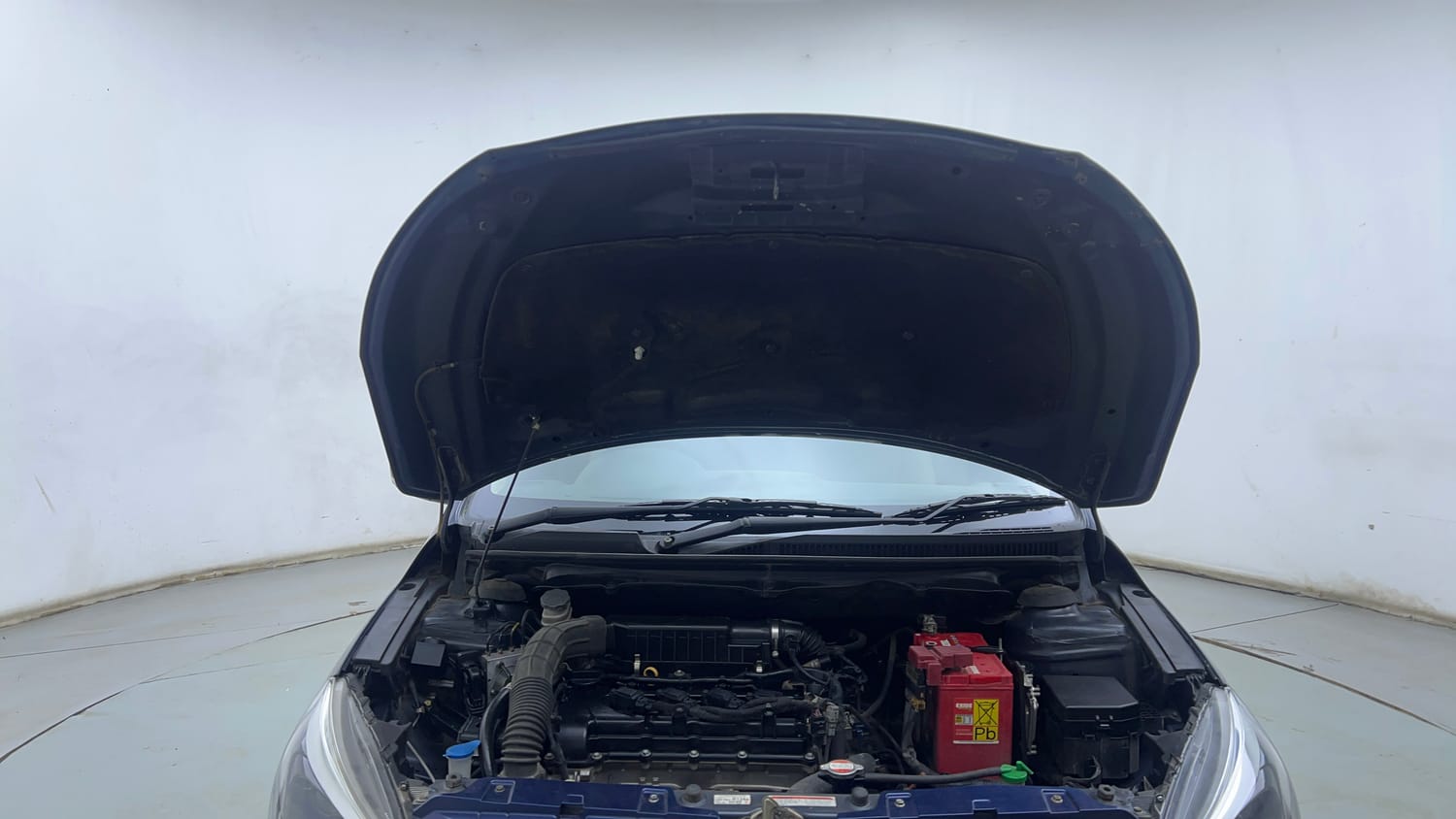Used 2019 Maruti Suzuki Ciaz Alpha Hybrid 1.5 AT Petrol Automatic engine ENGINE & BONNET OPEN FRONT VIEW
