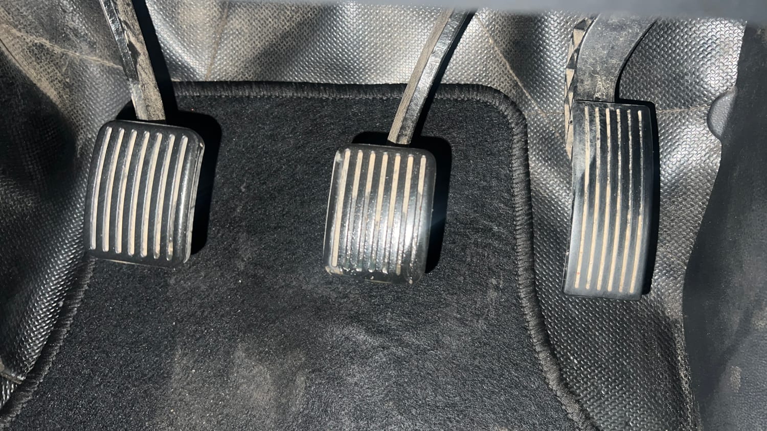 Used 2018 Hyundai Grand i10 Magna 1.2 Kappa VTVT Petrol Manual interior PEDALS VIEW