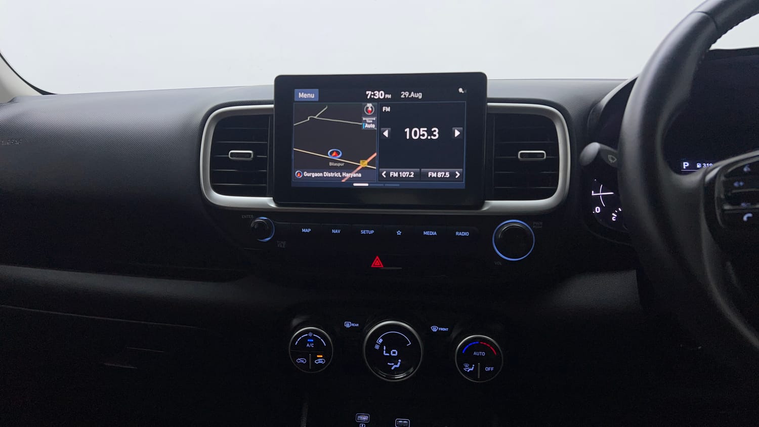 Used 2020 Hyundai Venue SX Plus 1.0 Turbo DCT Petrol Automatic interior MUSIC SYSTEM & AC CONTROL VIEW