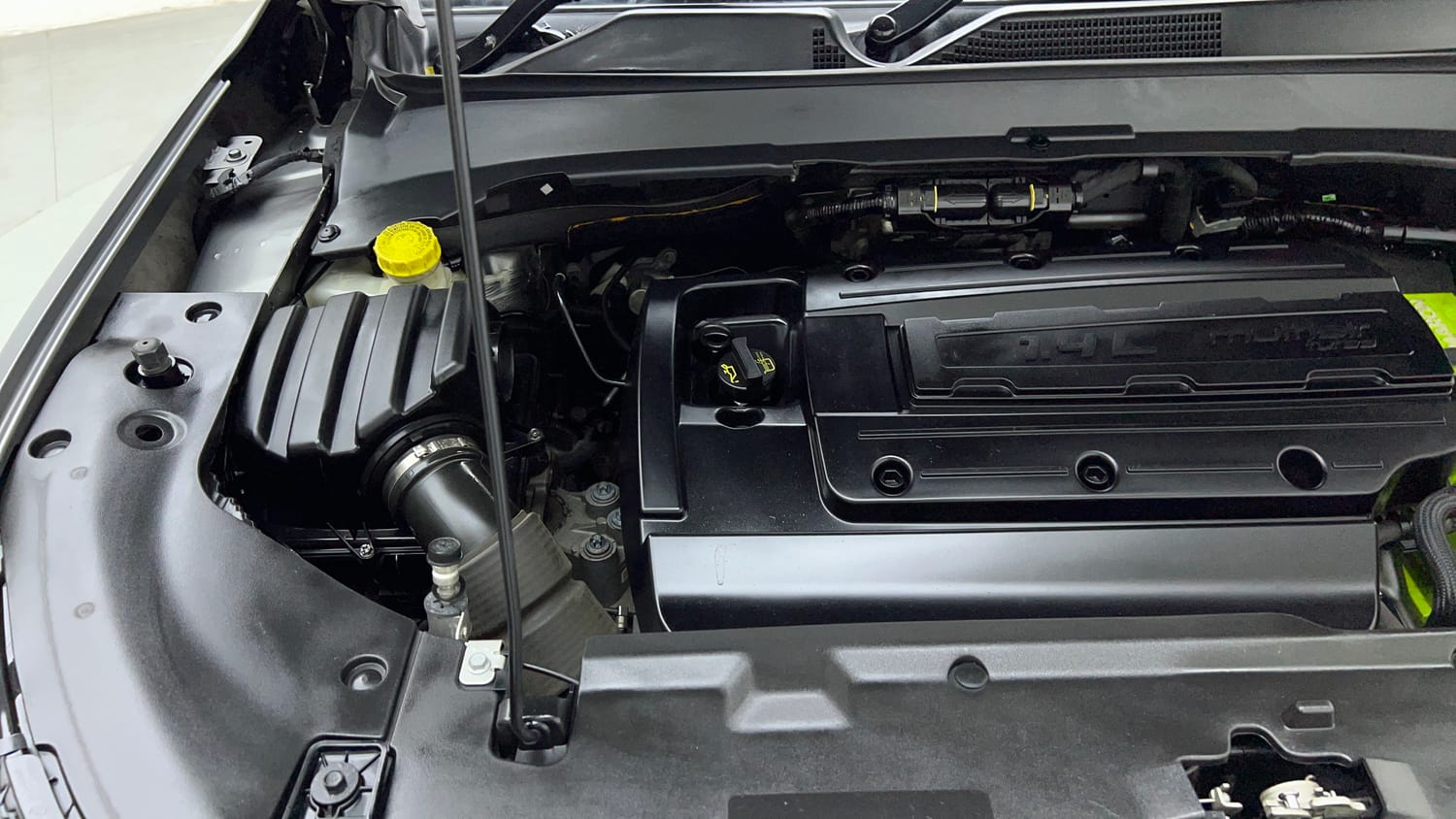 Used 2021 Jeep Compass Model S (O) 1.4 Petrol DCT Petrol Automatic engine ENGINE RIGHT SIDE VIEW