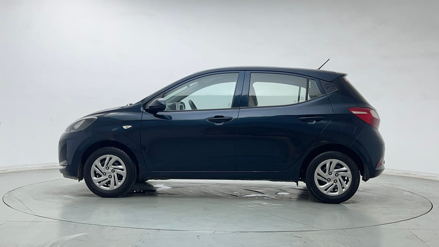 Used 2021 Hyundai Grand i10 Nios Magna 1.2 Kappa VTVT Petrol Manual exterior LEFT SIDE VIEW