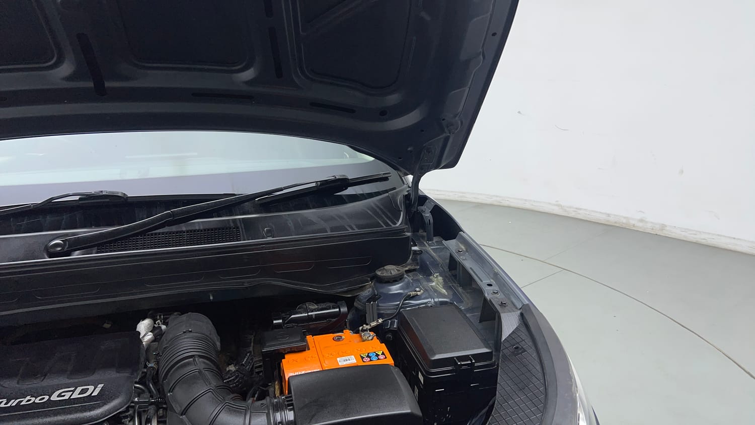 Used 2020 Hyundai Venue SX Plus 1.0 Turbo DCT Petrol Automatic engine ENGINE LEFT SIDE HINGE & APRON VIEW