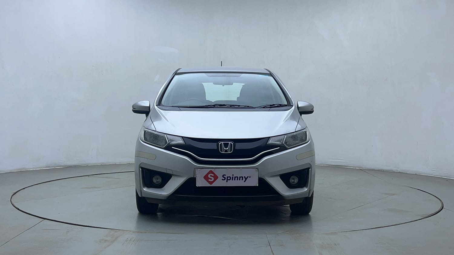 Used 2015 Honda Jazz VX Petrol Petrol Manual exterior FRONT VIEW