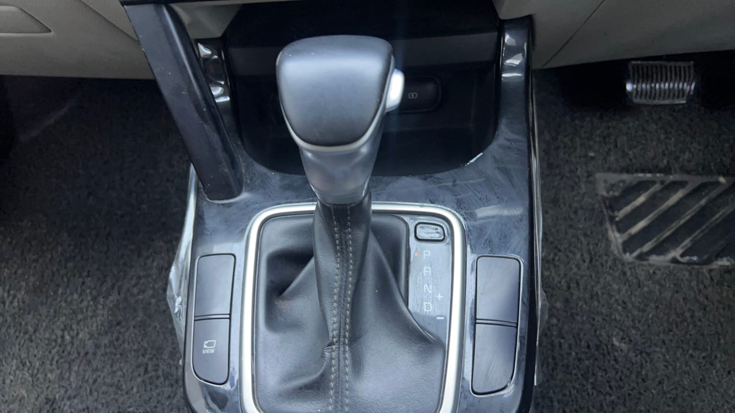 Used 2020 Kia Seltos HTX IVT 1.5 Petrol Automatic interior GEAR  KNOB VIEW