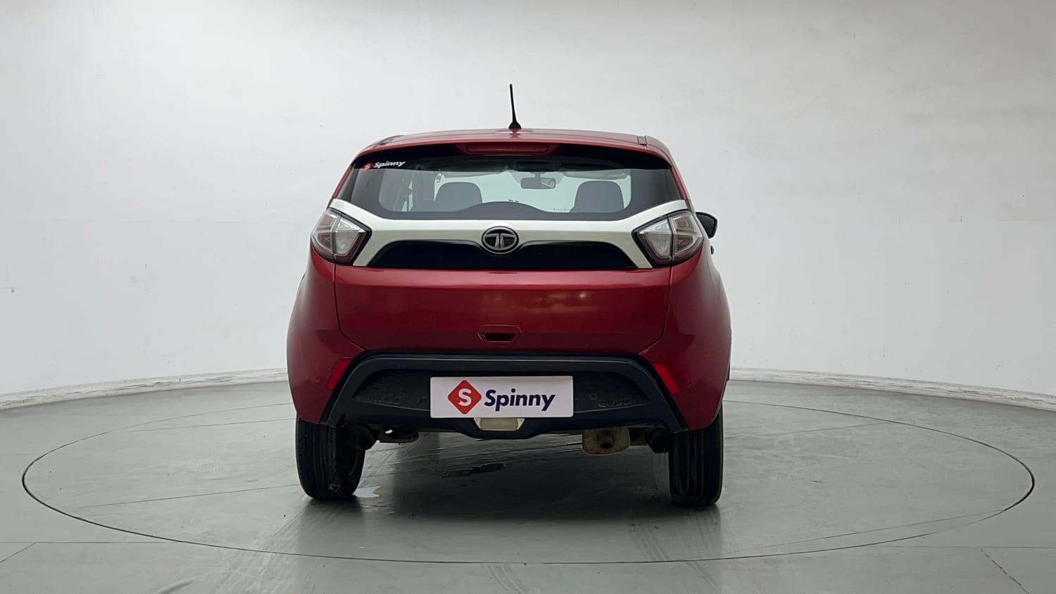 Used 2018 Tata Nexon XM Petrol Manual exterior BACK VIEW