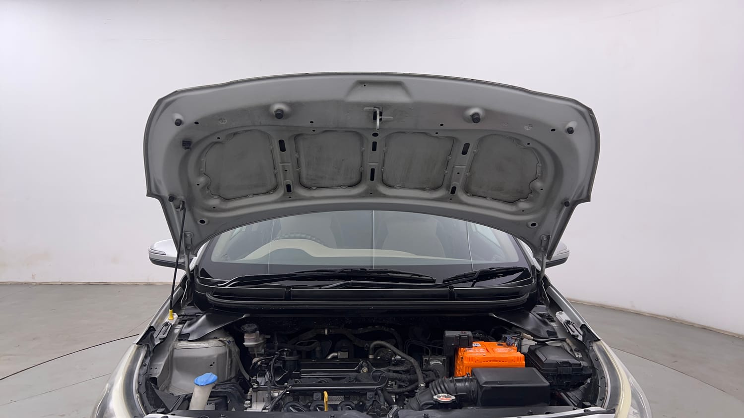 Used 2016 Hyundai Elite i20 Sportz 1.2 Petrol Manual engine ENGINE & BONNET OPEN FRONT VIEW
