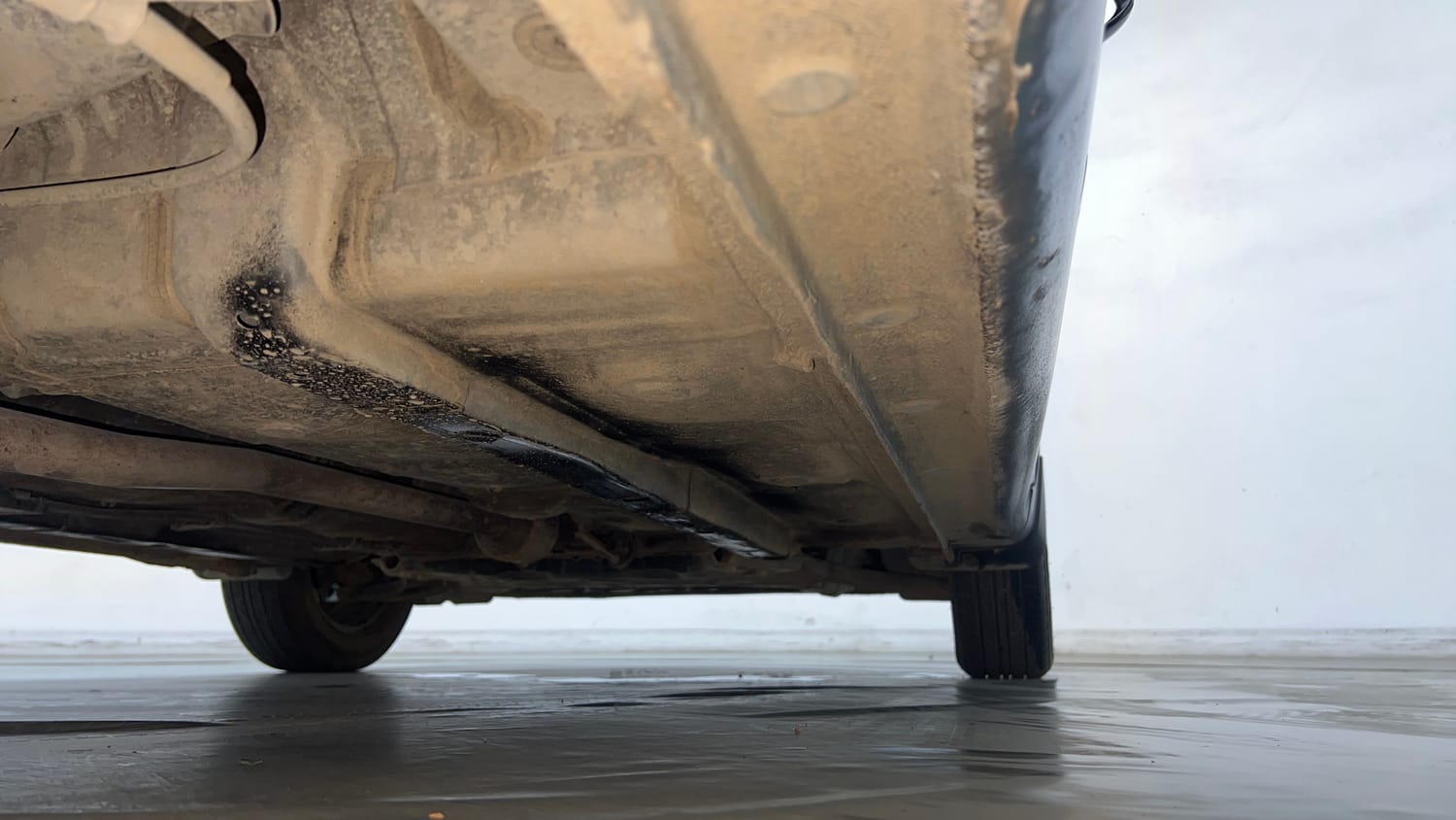 Used 2021 Hyundai Grand i10 Nios Magna 1.2 Kappa VTVT Petrol Manual extra REAR RIGHT UNDERBODY VIEW