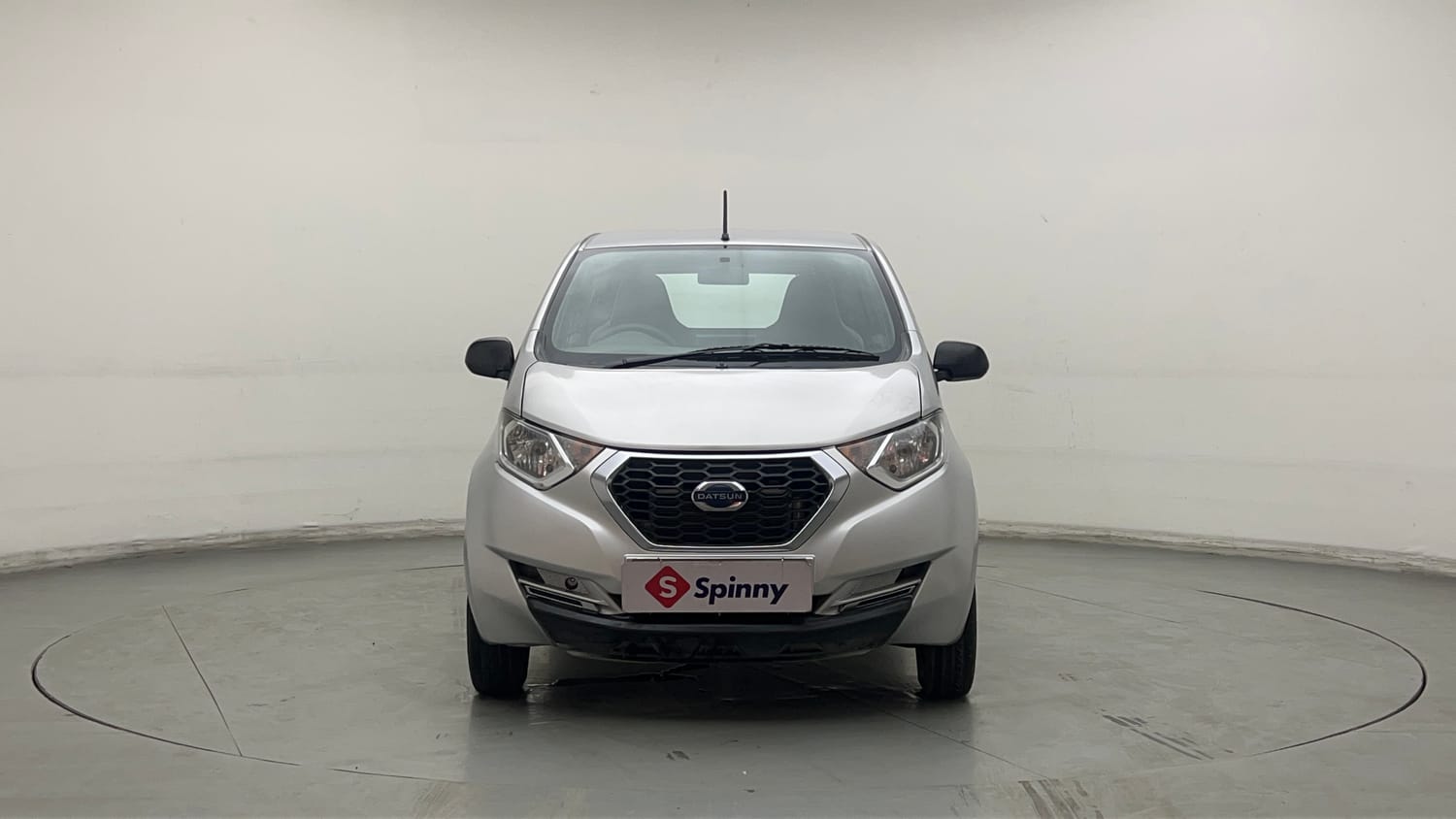 Used 2017 Datsun Redi-GO S Petrol Manual exterior FRONT VIEW