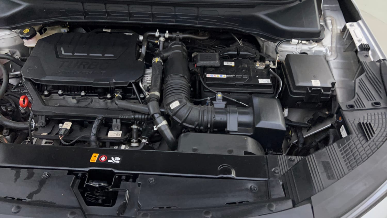 Used 2025 Kia Carens Clavis HTX Plus 1.5 Turbo Petrol 7STR MT Petrol Manual engine ENGINE LEFT SIDE VIEW