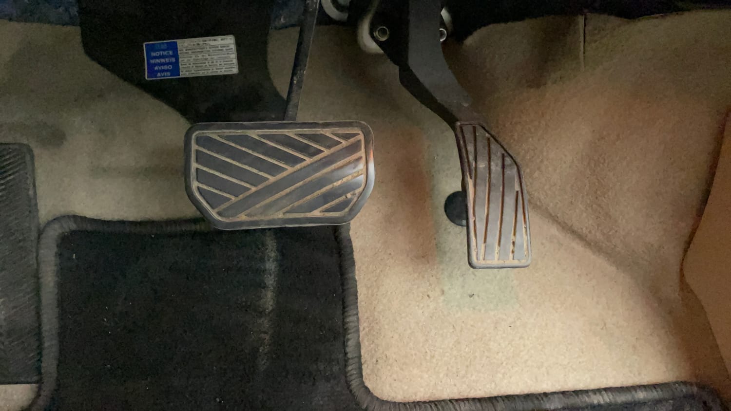 Used 2017 Maruti Suzuki Ciaz Alpha 1.4 AT Petrol Automatic interior PEDALS VIEW