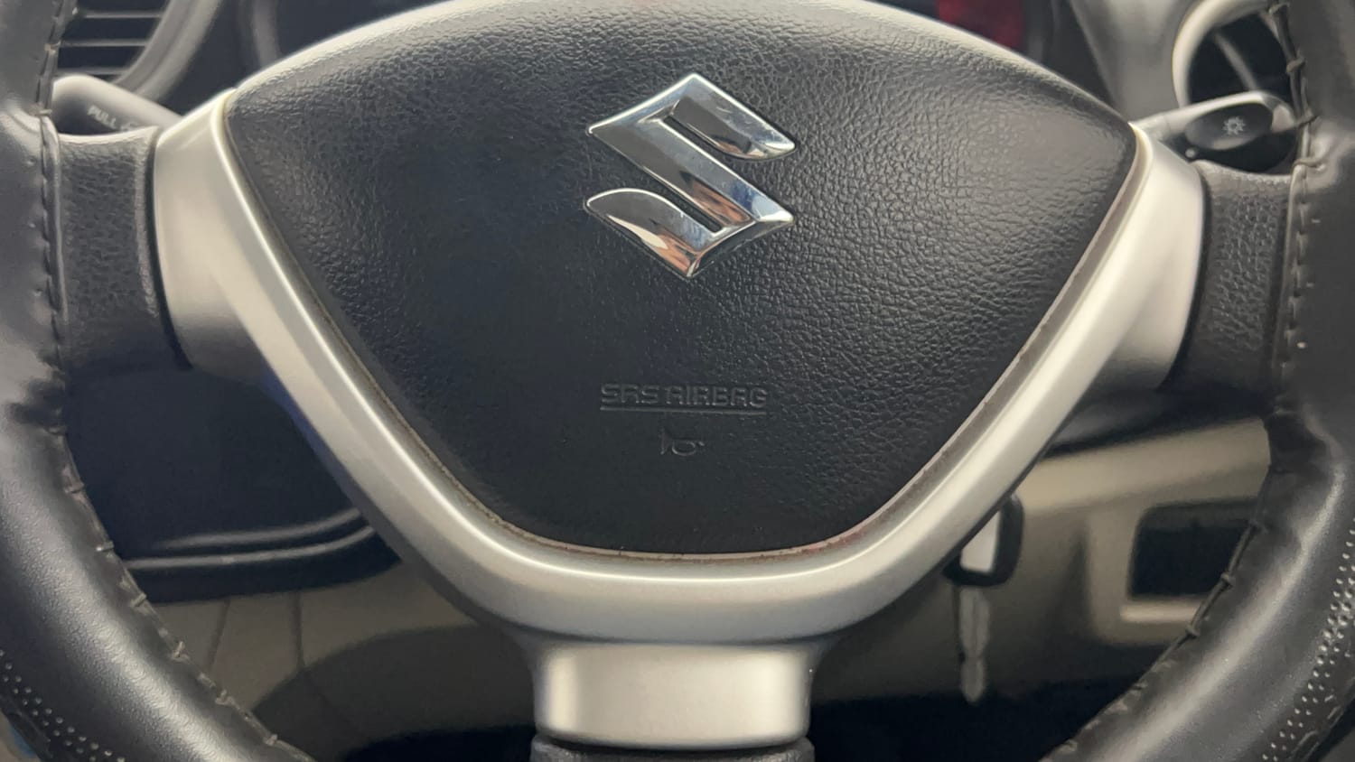 Used 2022 Maruti Suzuki Alto 800 LXi (O) Petrol Manual top_features Airbags