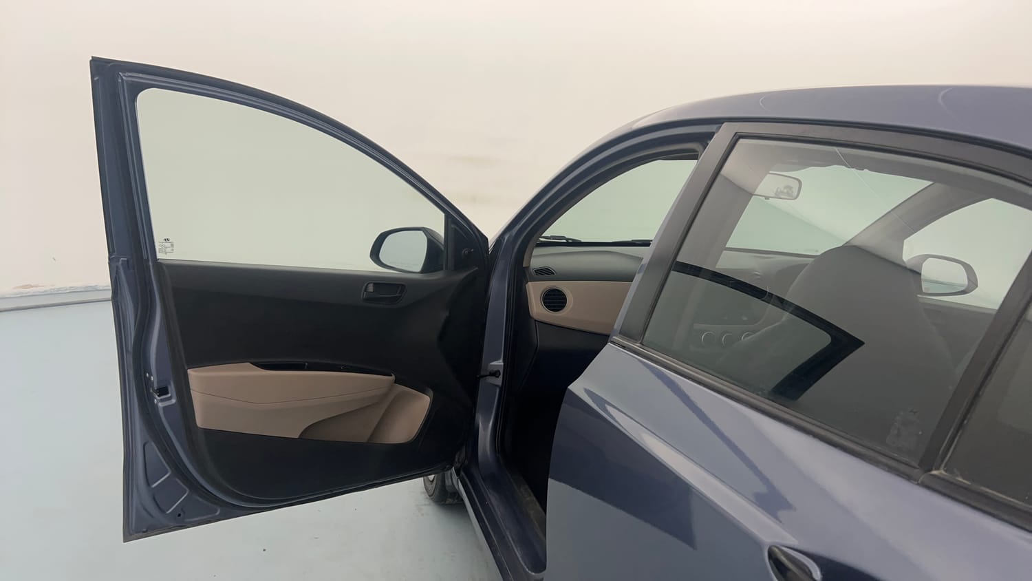 Used 2015 Hyundai Xcent Base 1.2 Petrol Manual interior LEFT FRONT DOOR OPEN VIEW