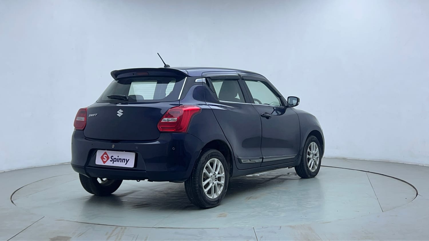 Used 2018 Maruti Suzuki Swift ZXi AMT Petrol Automatic exterior RIGHT REAR CORNER VIEW