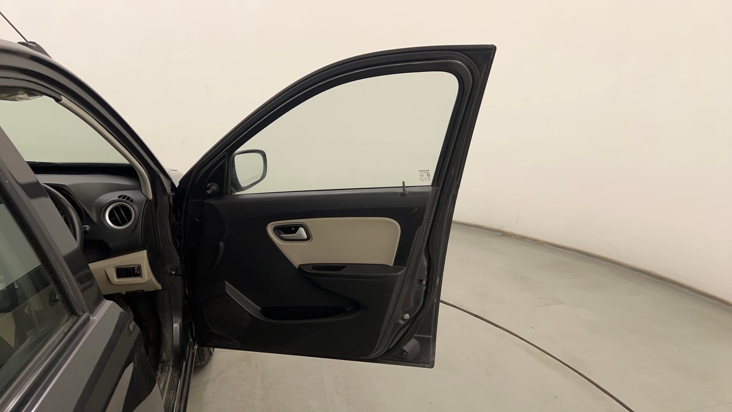 Used 2019 Maruti Suzuki Alto 800 VXi Petrol Manual interior RIGHT FRONT DOOR OPEN VIEW