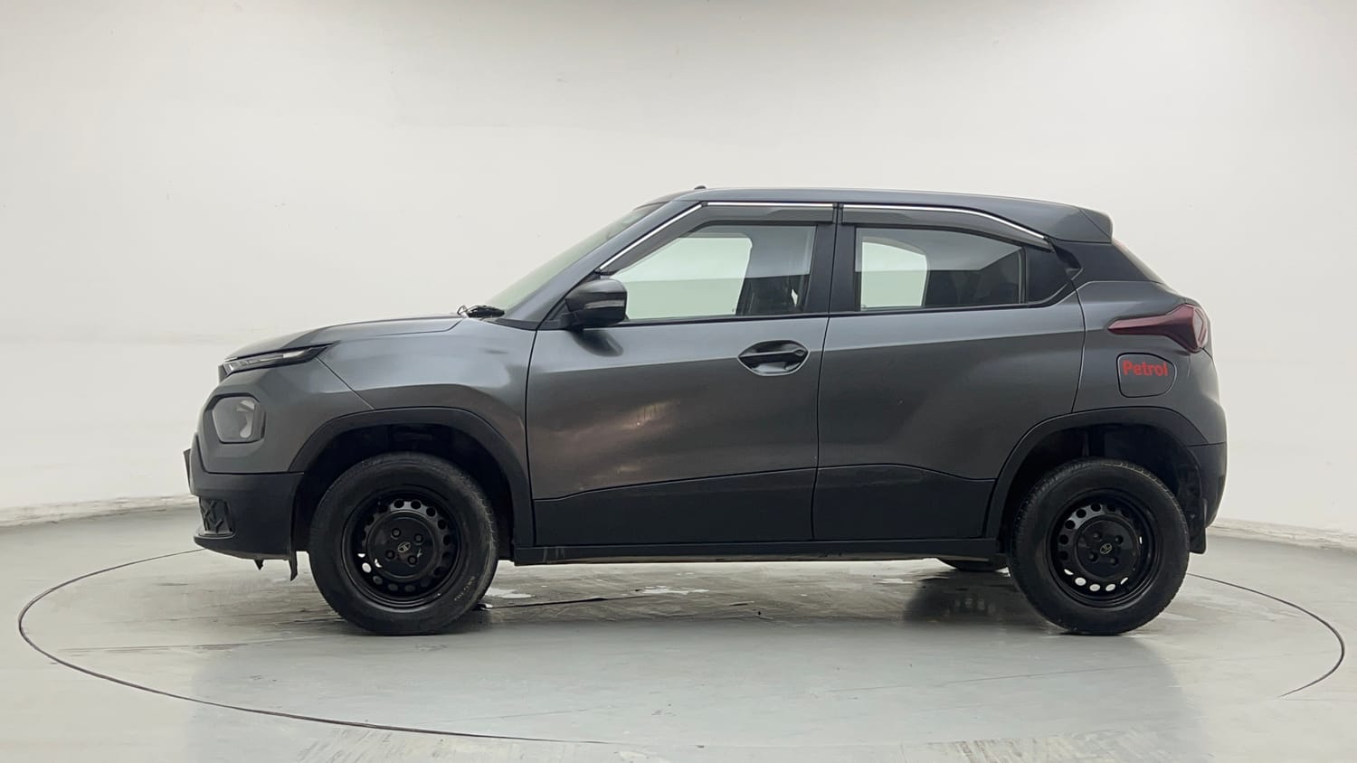 Used 2022 Tata Punch Pure MT Petrol Manual exterior LEFT SIDE VIEW