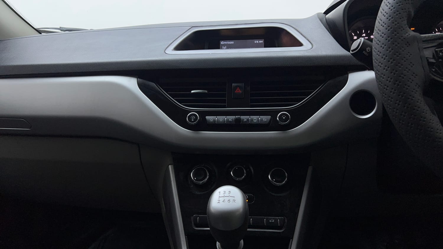Used 2018 Tata Nexon XM Petrol Manual interior MUSIC SYSTEM & AC CONTROL VIEW