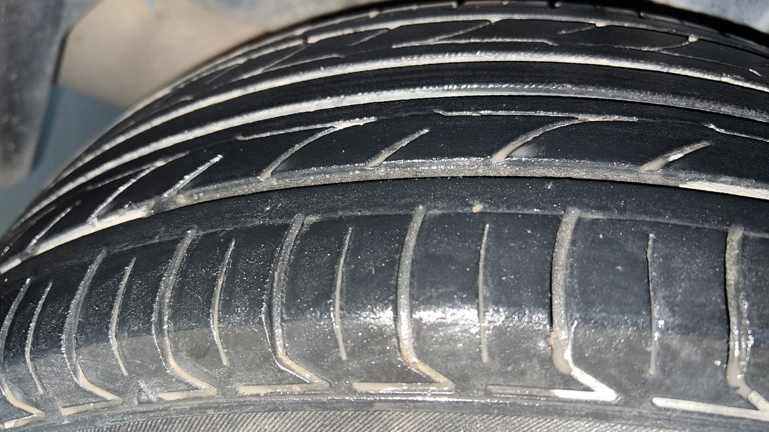 Used 2019 Maruti Suzuki New Ertiga ZXi Petrol Manual tyres RIGHT REAR TYRE TREAD VIEW