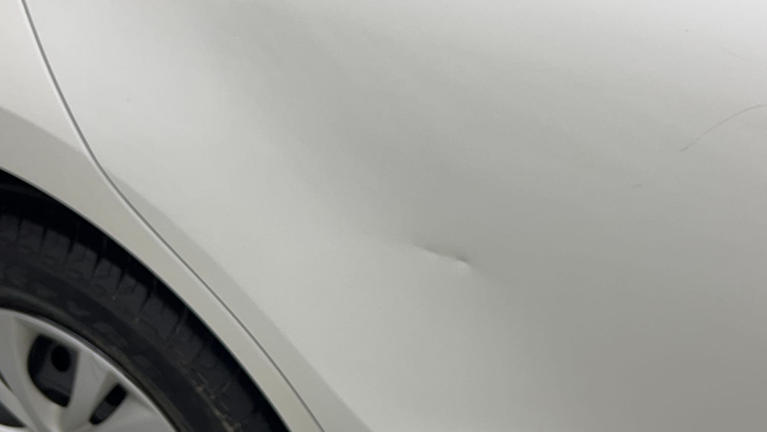 Used 2023 Maruti Suzuki Swift VXi Petrol Manual dents MINOR DENT