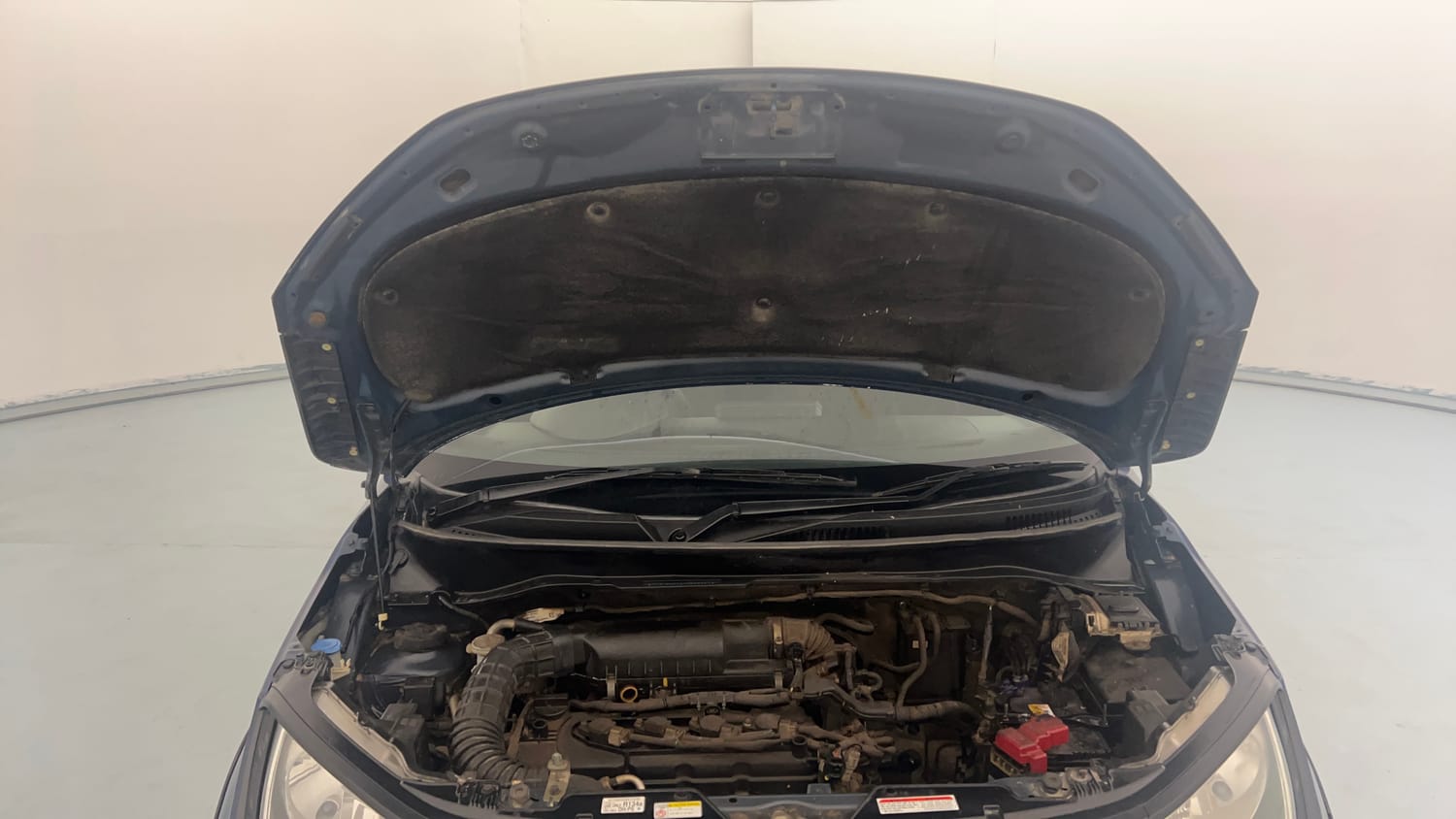 Used 2022 Maruti Suzuki Ignis Delta 1.2 MT Petrol Manual engine ENGINE & BONNET OPEN FRONT VIEW