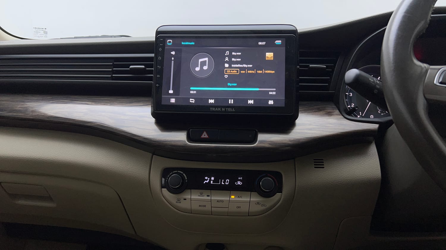 Used 2019 Maruti Suzuki New Ertiga ZXi Petrol Manual interior MUSIC SYSTEM & AC CONTROL VIEW