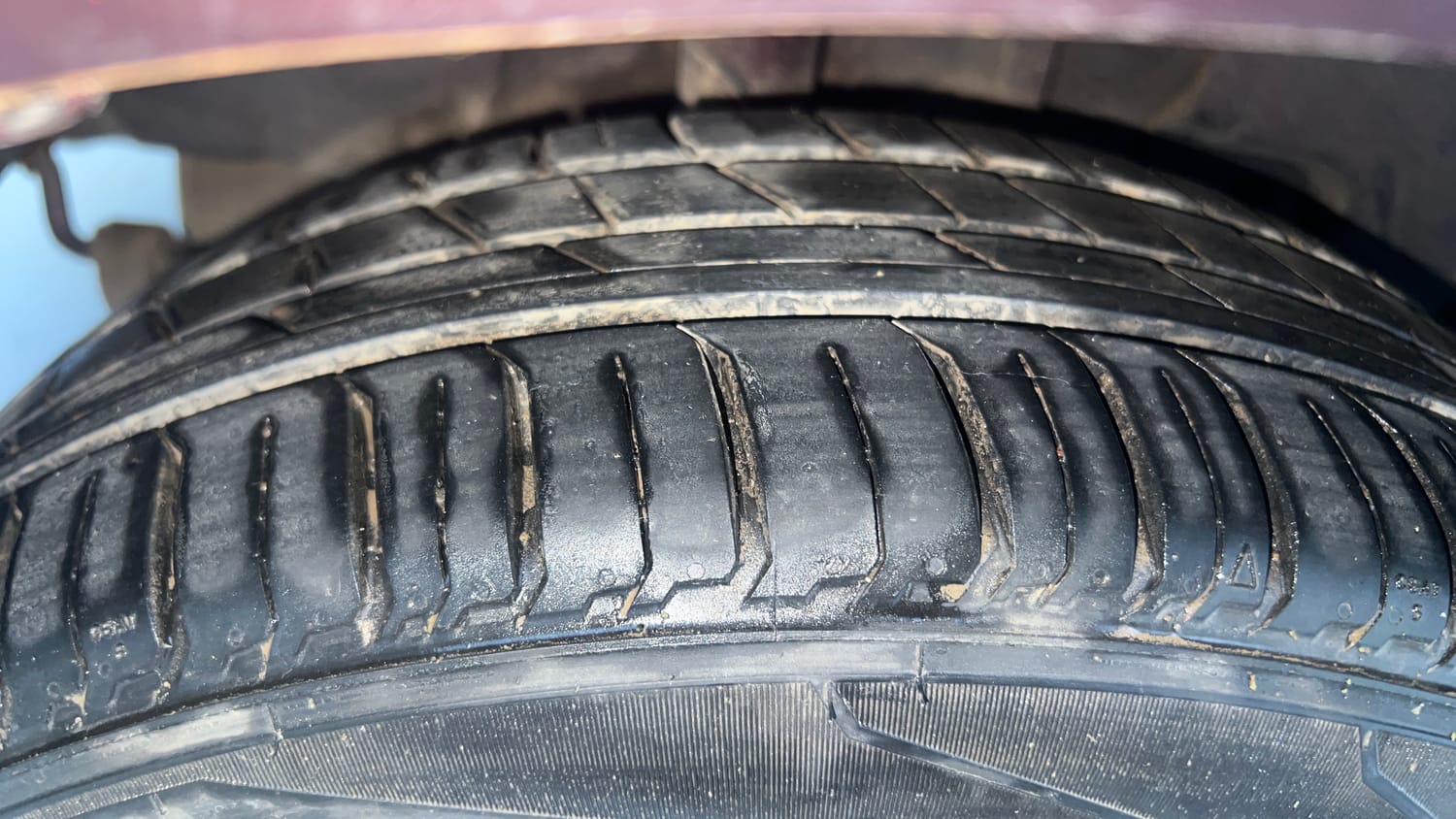 Used 2022 Tata Tigor XZA Plus Petrol Automatic tyres RIGHT REAR TYRE TREAD VIEW