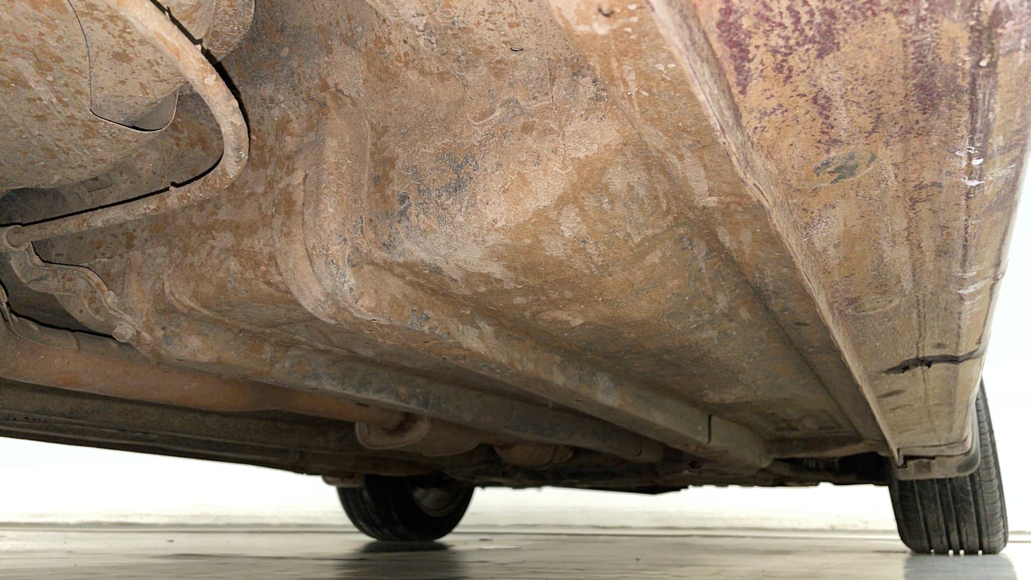 Used 2014 Hyundai Verna Fluidic 1.6 VTVT SX Petrol Manual extra REAR RIGHT UNDERBODY VIEW