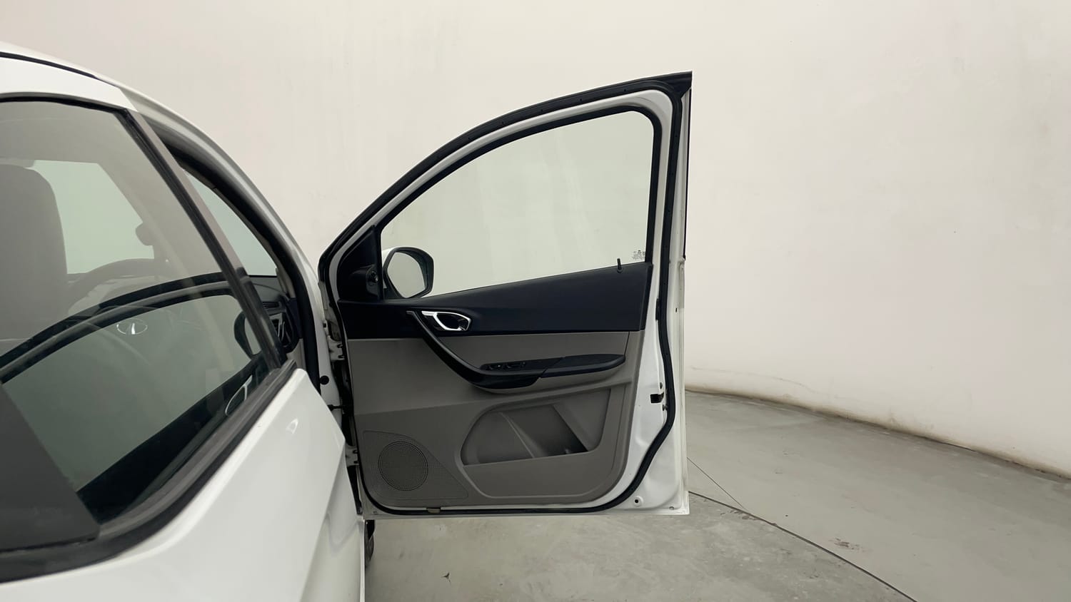 Used 2019 Tata Tiago Revotron XZ Petrol Manual interior RIGHT FRONT DOOR OPEN VIEW