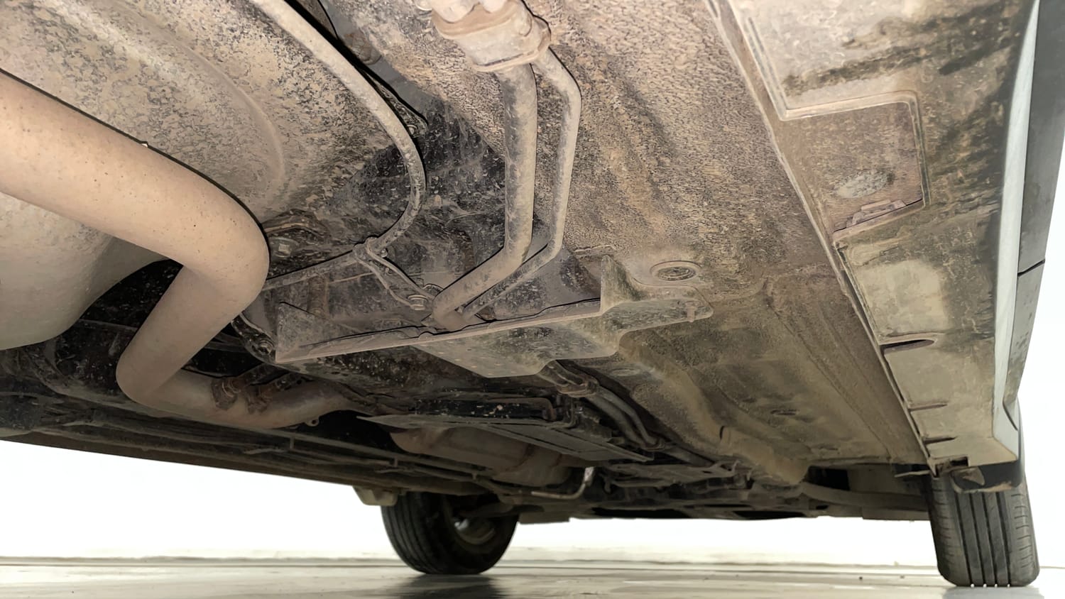 Used 2024 Kia Carens X Line 1.5 Diesel AT 6 STR Diesel Automatic extra REAR RIGHT UNDERBODY VIEW