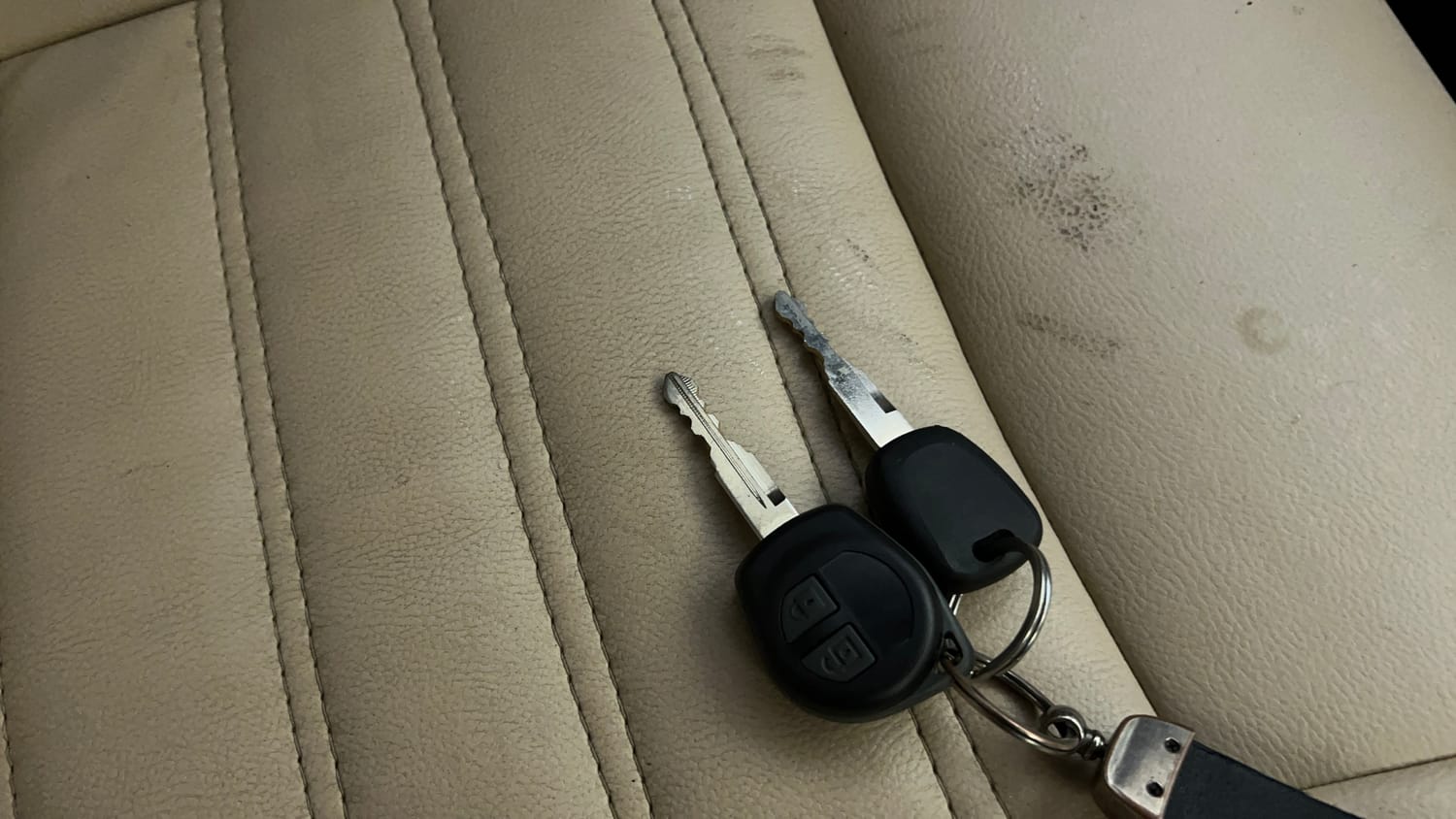 Used 2013 Maruti Suzuki Wagon R VXI Petrol Manual extra CAR KEY VIEW