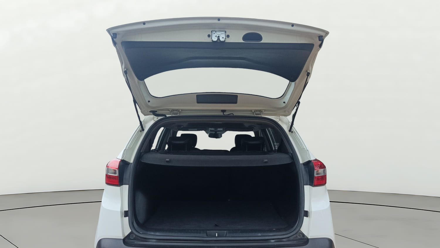 Used 2019 Hyundai Creta SX 1.6 AT CRDi Diesel Automatic interior DICKY DOOR OPEN VIEW