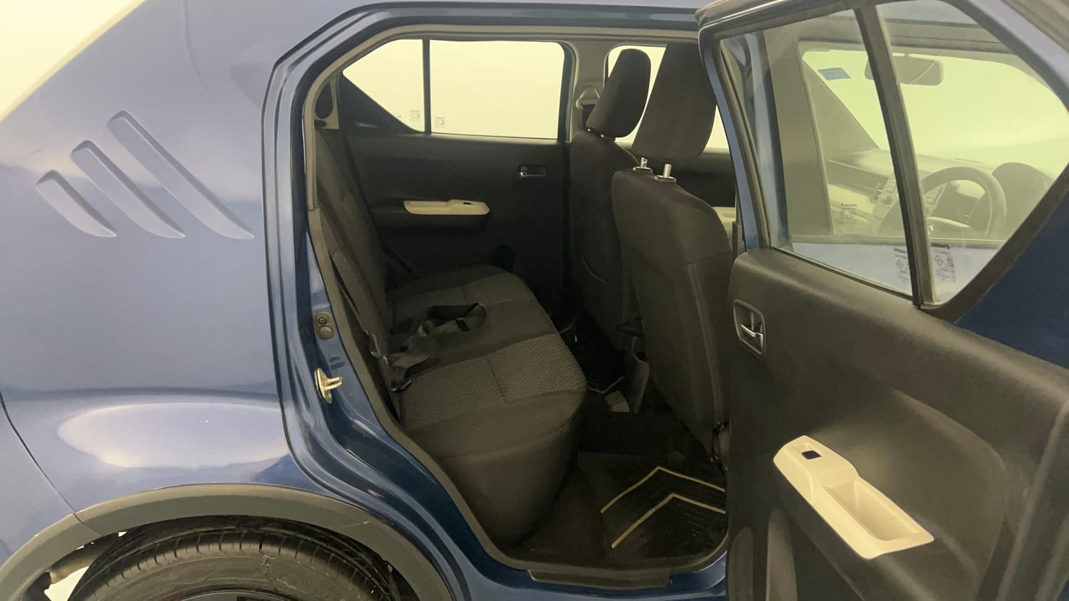Used 2022 Maruti Suzuki Ignis Delta 1.2 MT Petrol Manual interior RIGHT SIDE REAR DOOR CABIN VIEW