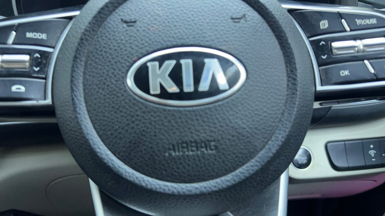 Used 2020 Kia Seltos HTX IVT 1.5 Petrol Automatic top_features Airbags
