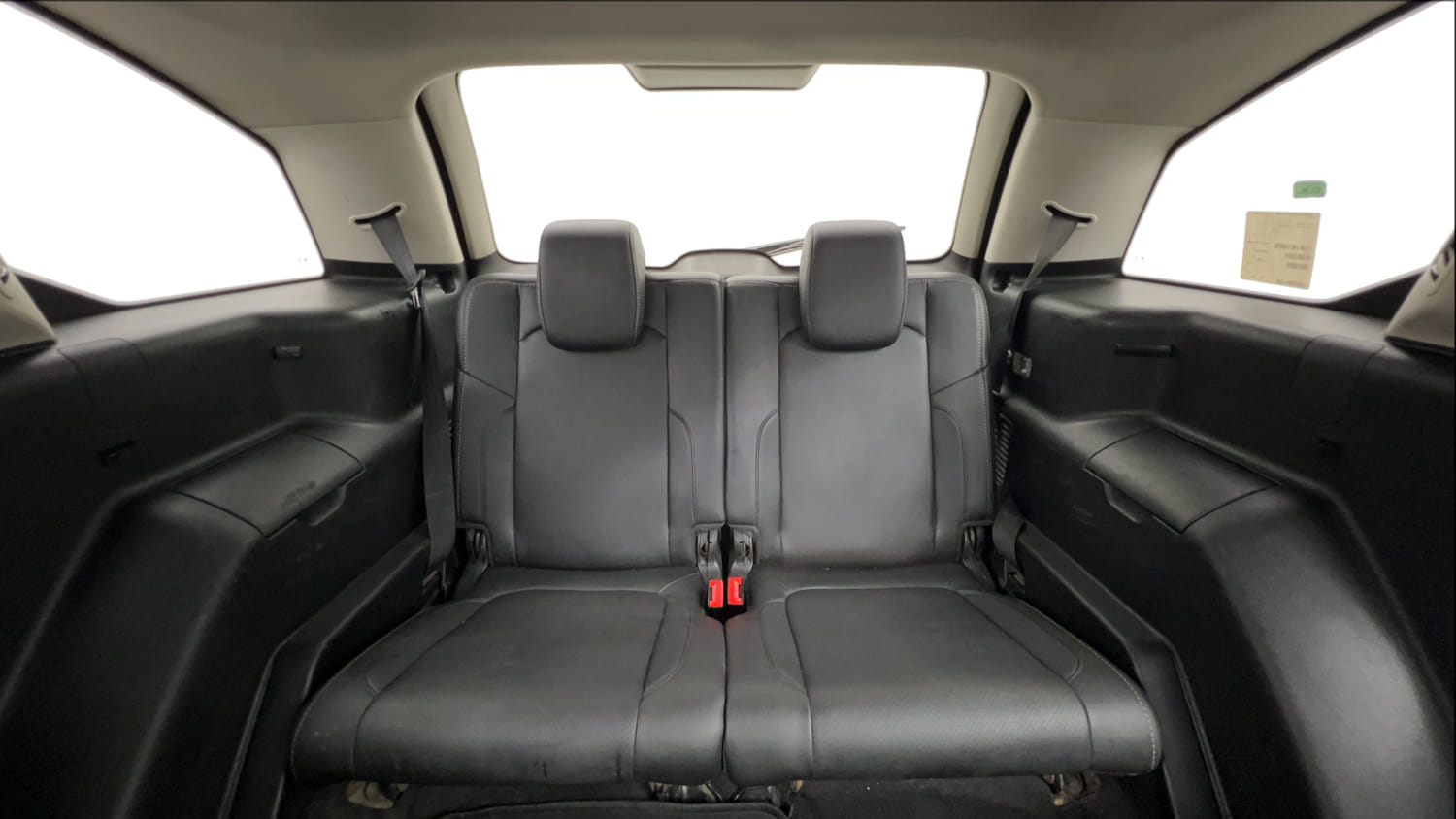 Used 2018 Tata Hexa XT 4x2 7 STR Diesel Manual interior THIRD ROW SEAT