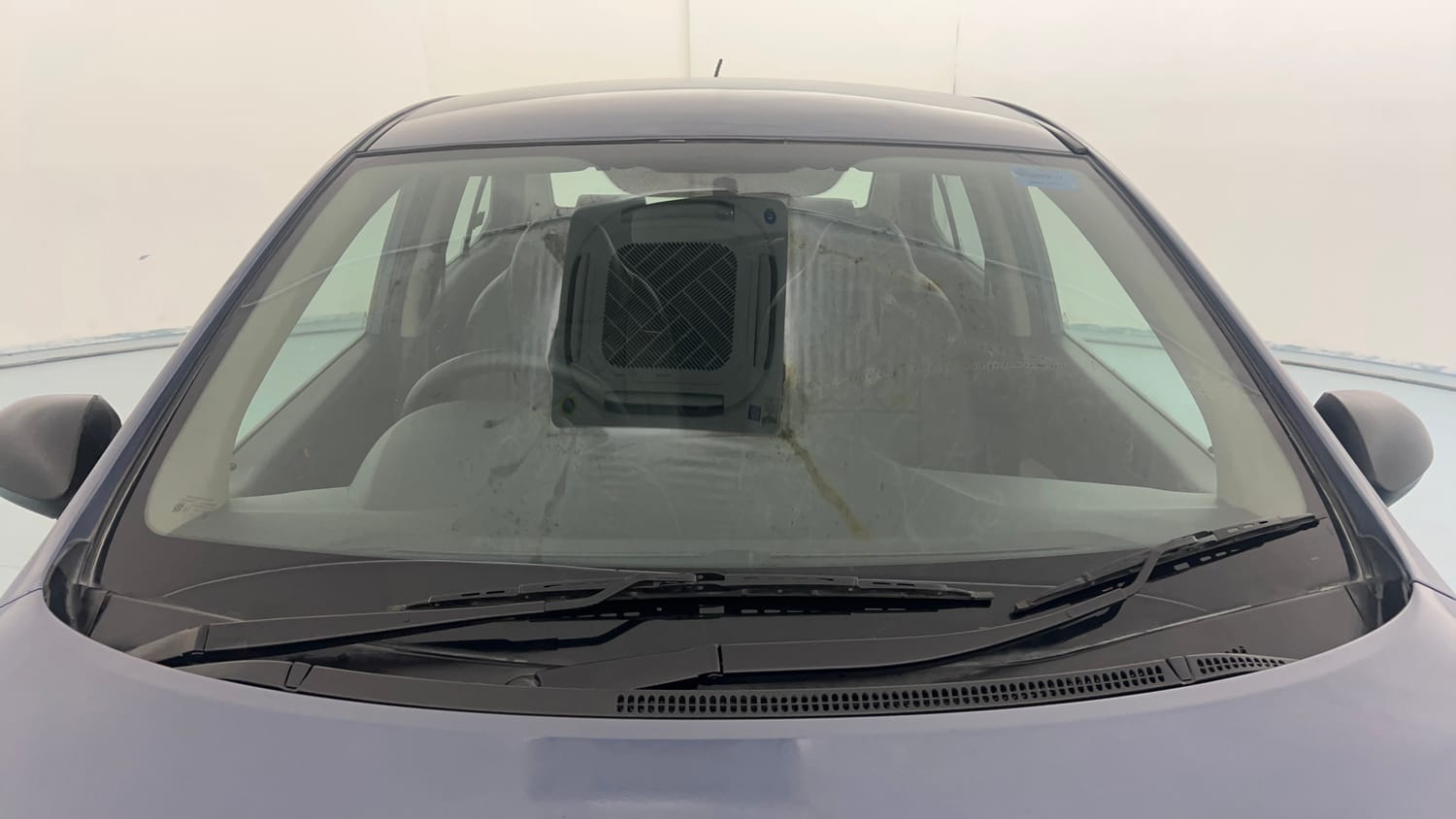 Used 2015 Hyundai Xcent Base 1.2 Petrol Manual exterior FRONT WINDSHIELD VIEW