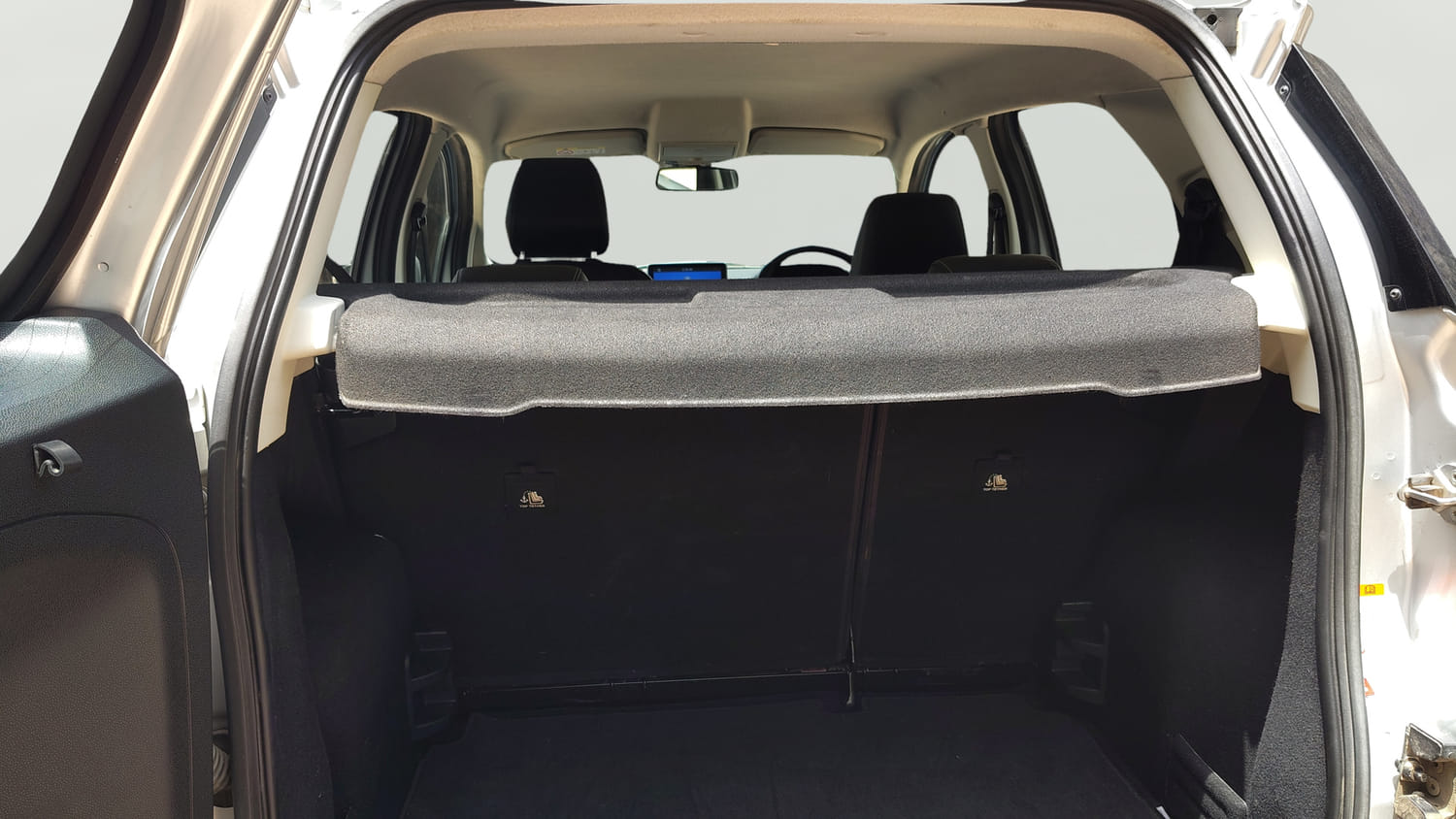 Used 2019 Ford EcoSport Titanium + 1.5L Ti-VCT AT Petrol Automatic interior DICKY INSIDE VIEW