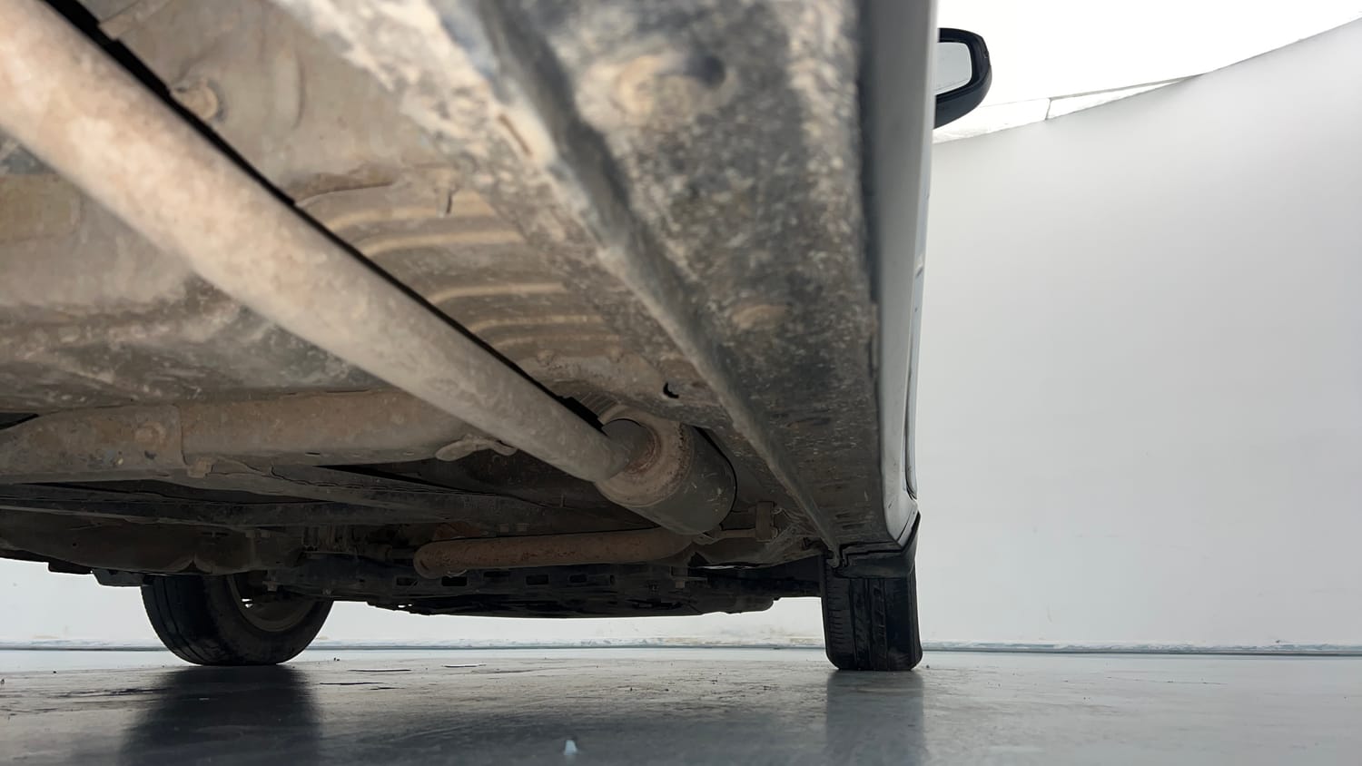 Used 2018 Honda City V Petrol Petrol Manual extra REAR RIGHT UNDERBODY VIEW