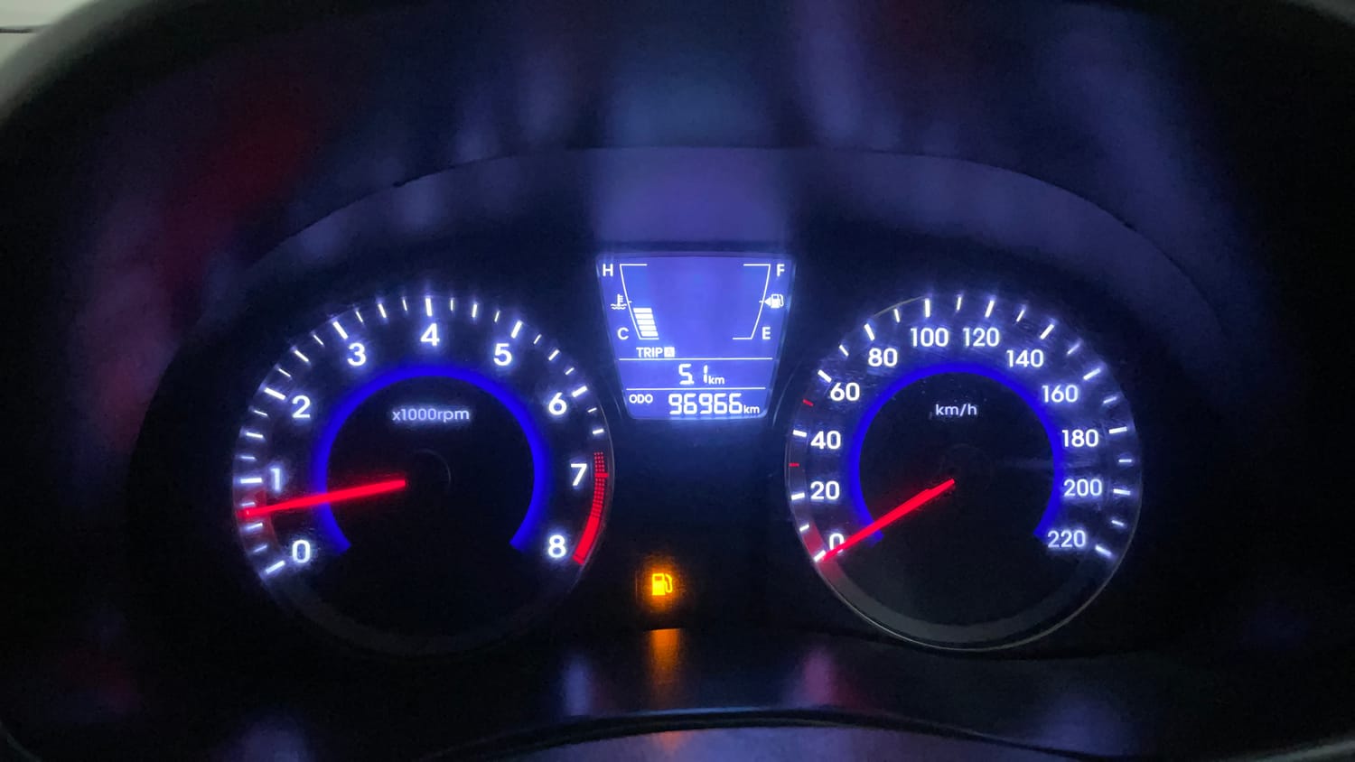 Used 2014 Hyundai Verna Fluidic 1.6 VTVT SX Petrol Manual interior CLUSTERMETER VIEW