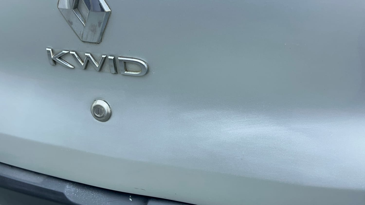 Used 2017 Renault Kwid RXT Petrol Manual dents MINOR DENT