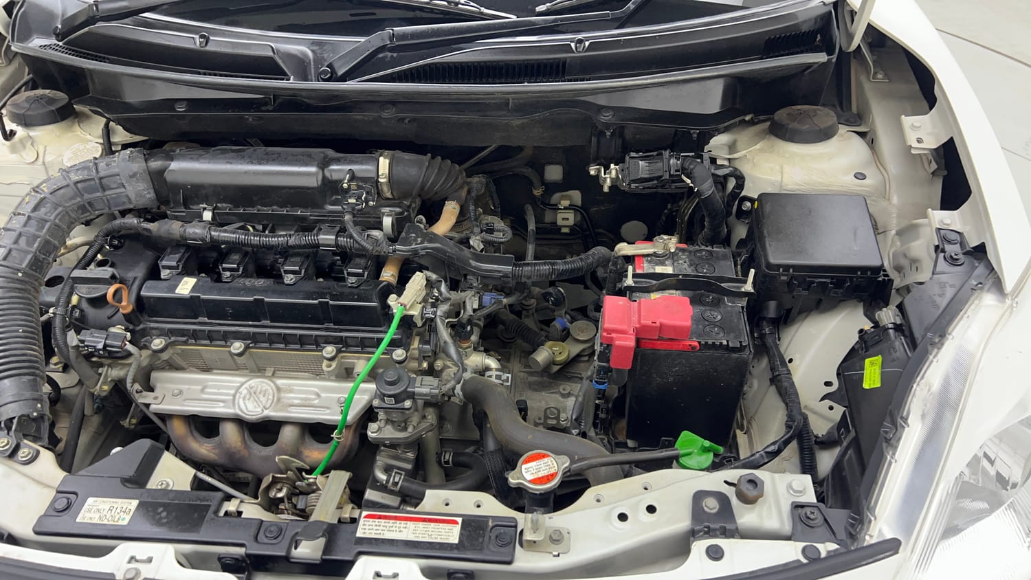 Used 2023 Maruti Suzuki Swift VXi Petrol Manual engine ENGINE LEFT SIDE VIEW