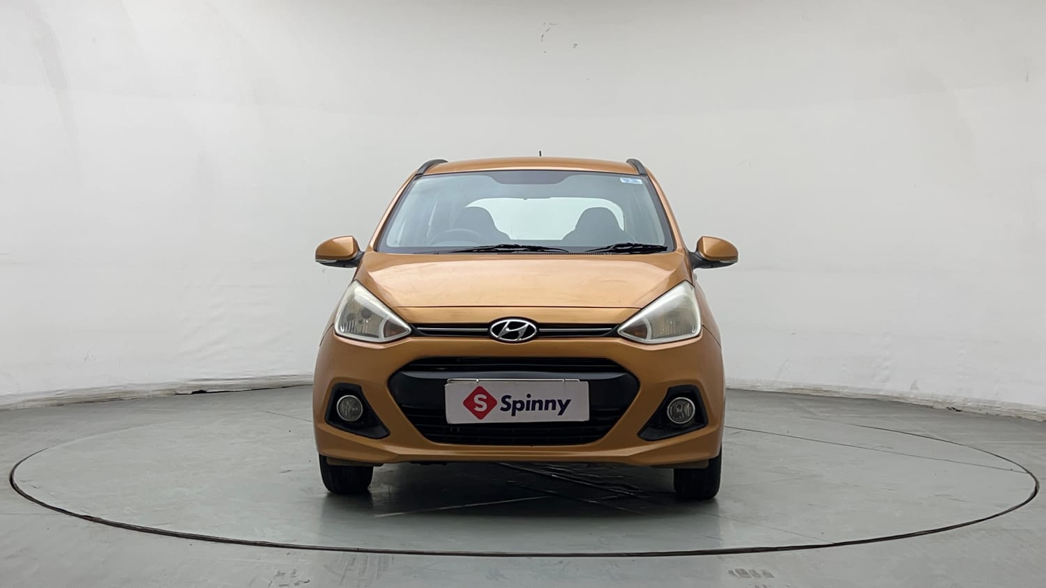 Used 2014 null Petrol Manual exterior FRONT VIEW