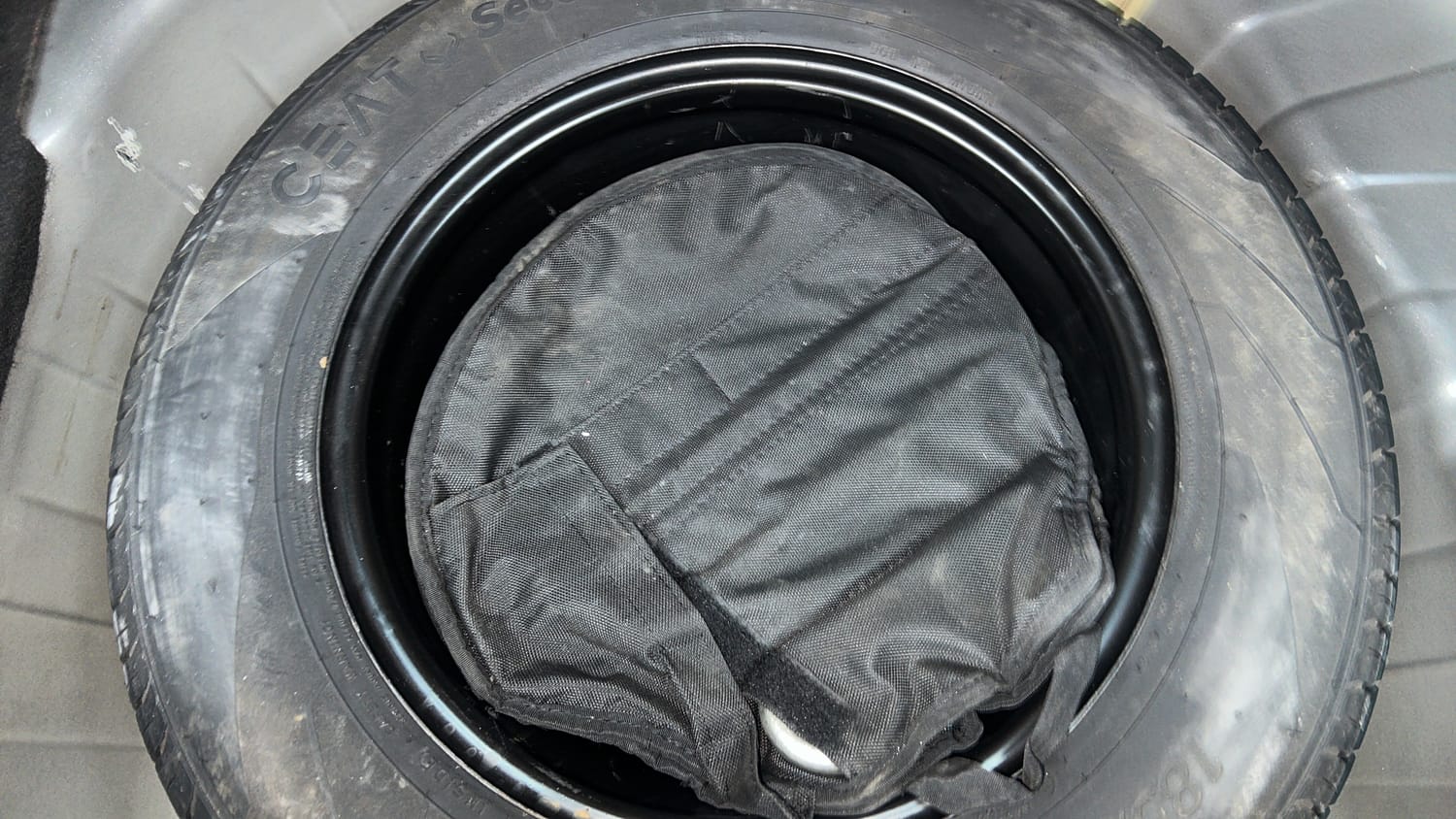 Used 2022 Tata Punch Pure MT Petrol Manual tyres SPARE TYRE VIEW