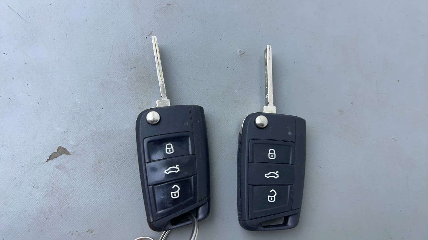 Used 2022 Skoda Kushaq Ambition 1.0L TSI AT Petrol Automatic extra CAR KEY VIEW